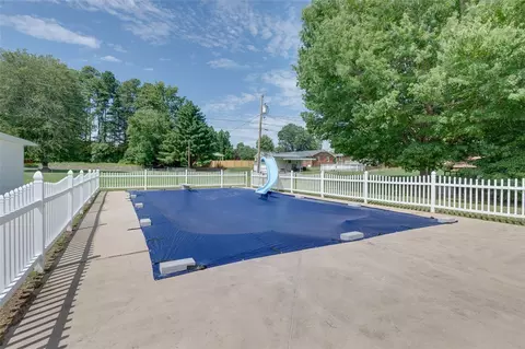 102 Wildwood Dr, Honea Path, SC 29654 photo 35