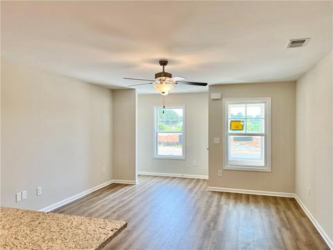 218 Samuel St, Pendleton, SC 29670 photo 2
