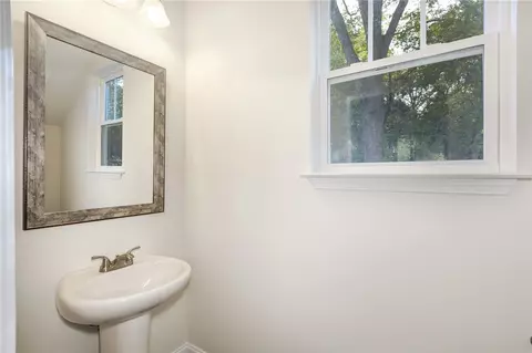 206 N 4th St, Easley, SC 29640 photo 23
