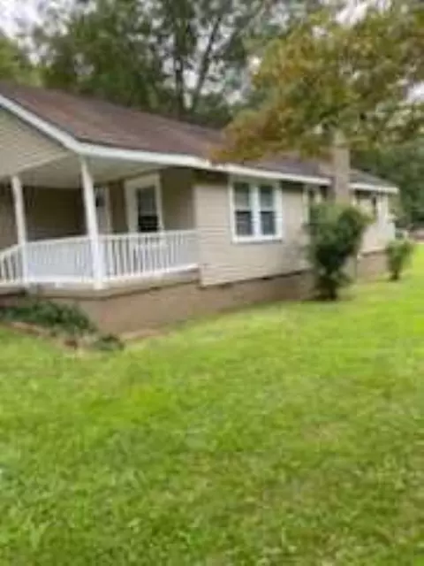 687 Scotland Rd, Easley, SC 29640 photo 2
