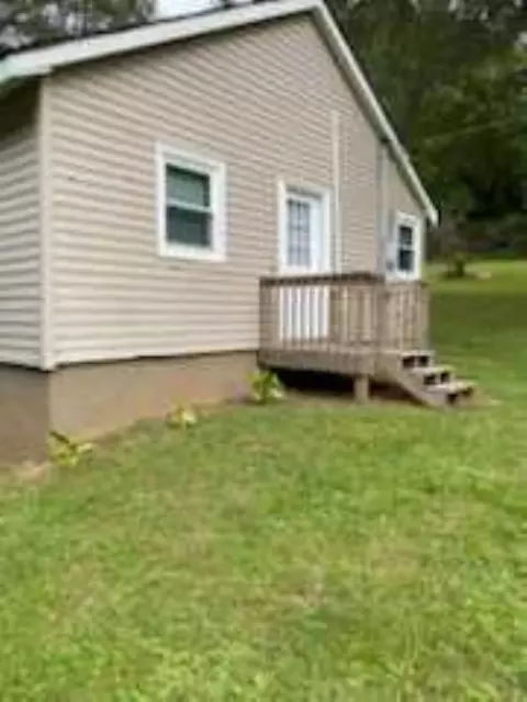 687 Scotland Rd, Easley, SC 29640 photo 3