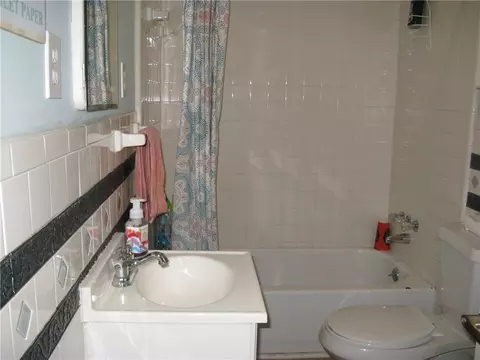 2 E Washington Cir, Honea Path, SC 29654 photo 18