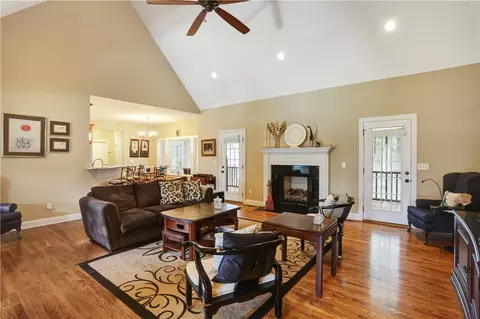 106 Silver Crest Dr, Central, SC 29630 photo 7