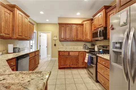 106 Silver Crest Dr, Central, SC 29630 photo 14