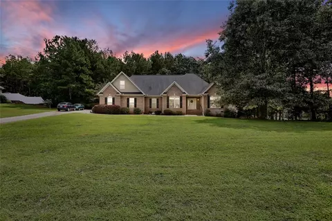 106 Silver Crest Dr, Central, SC 29630 photo 2
