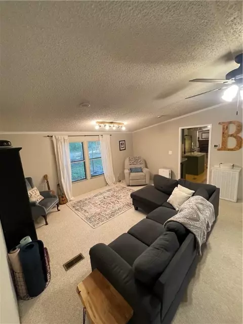 137 Mandy Trl, Easley, SC 29640 photo 11