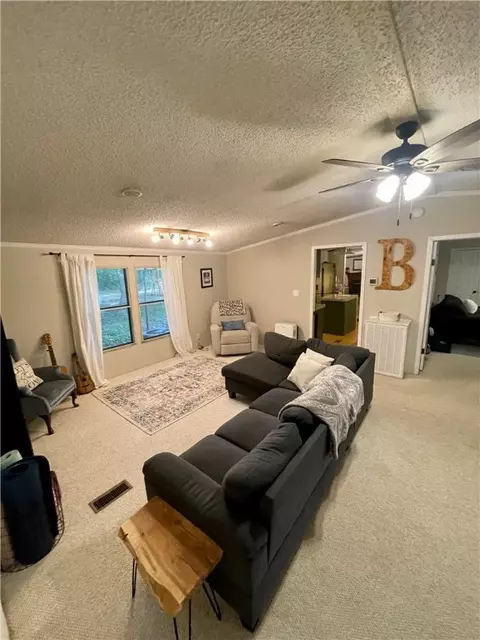 137 Mandy Trl, Easley, SC 29640 photo 10