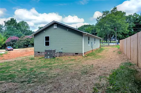 9 Spring St #A, West Pelzer, SC 29669 photo 24