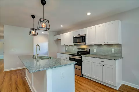 9 Spring St #A, West Pelzer, SC 29669 photo 17
