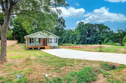 9 Spring St #A, West Pelzer, SC 29669 photo 6