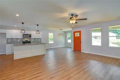 9 Spring St #A, West Pelzer, SC 29669 photo 5
