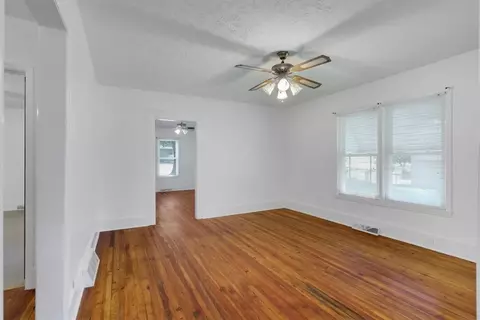 104 Park St, Easley, SC 29640 photo 9