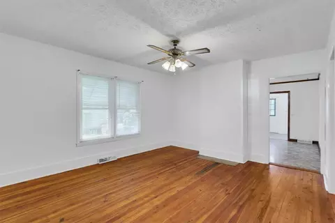 104 Park St, Easley, SC 29640 photo 10