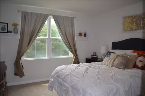 236 Brooklane Ct, Easley, SC 29642 photo 8