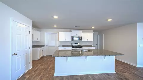 132 Bailing Dr, Easley, SC 29640 photo 3
