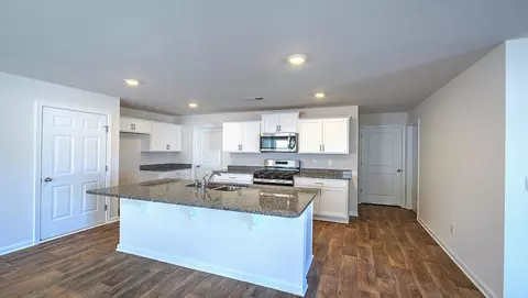 132 Bailing Dr, Easley, SC 29640 photo 5