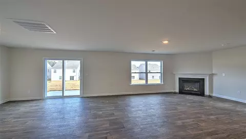 128 Bailing Dr, Easley, SC 29640 photo 8