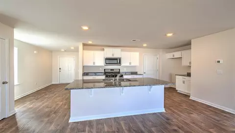 108 Bailing Dr, Easley, SC 29640 photo 3