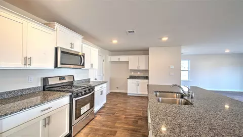 108 Bailing Dr, Easley, SC 29640 photo 5