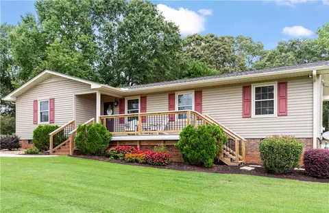 309 Mcclure Rd, Seneca, SC 29678 photo 5