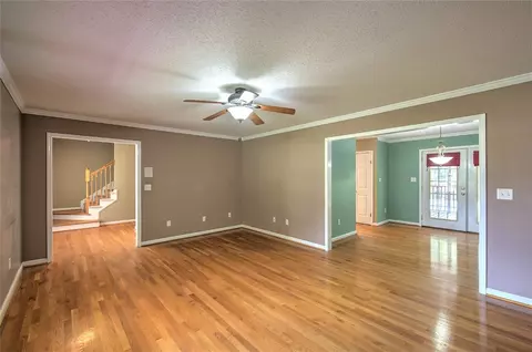 496 Hendricks Rd, Easley, SC 29642 photo 4