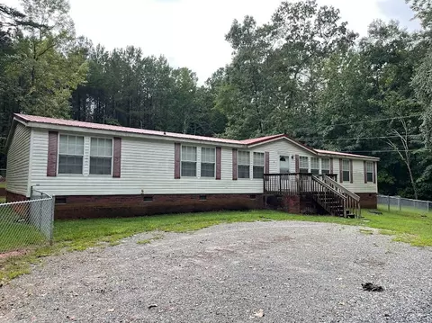 124 Pine Cir, Pelzer, SC 29669 photo 1