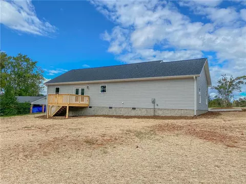 306 N Pine St, Walhalla, SC 29691 photo 8