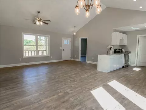 306 N Pine St, Walhalla, SC 29691 photo 12