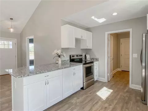 306 N Pine St, Walhalla, SC 29691 photo 17