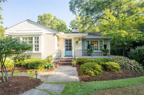 203 Riggs Dr, Clemson, SC 29631 photo 2