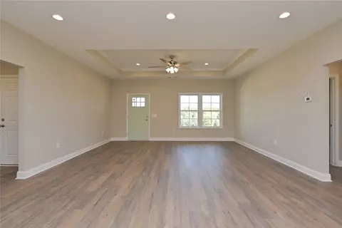 548 Linking Rd, Seneca, SC 29672 photo 9