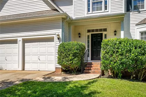 205 Birchleaf Ln, Greer, SC 29650 photo 3