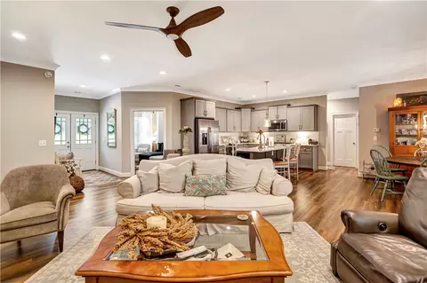 805 Gate View Ct, Seneca, SC 29672 photo 12