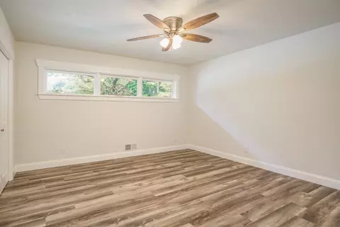 800 Robin, Seneca, SC 29678 photo 17