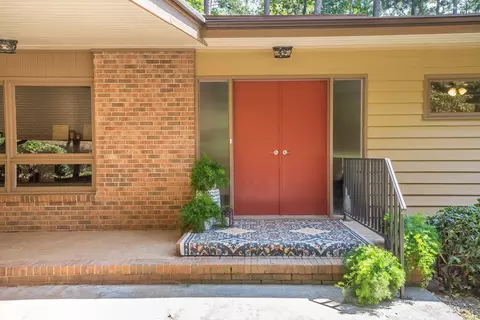 800 Robin, Seneca, SC 29678 photo 23