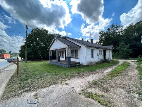 822 E Main St, Easley, SC 29640 photo 3