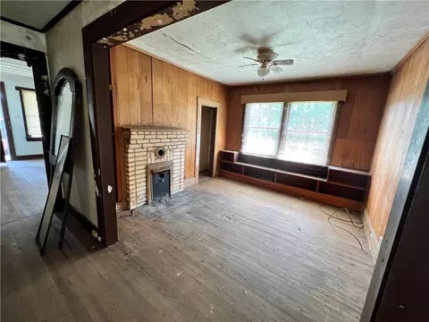 822 E Main St, Easley, SC 29640 photo 11