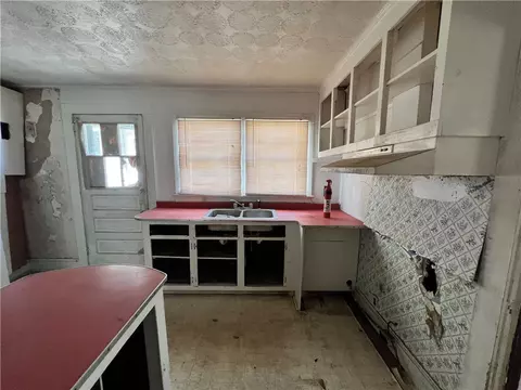 822 E Main St, Easley, SC 29640 photo 19
