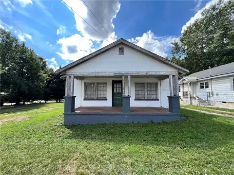 822 E Main St, Easley, SC 29640 photo 1