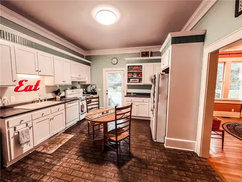 504 E Main St, Liberty, SC 29657 photo 11