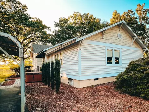 504 E Main St, Liberty, SC 29657 photo 34