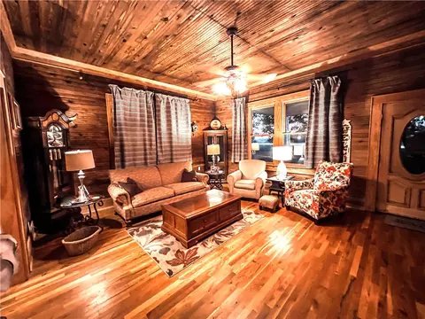 504 E Main St, Liberty, SC 29657 photo 6