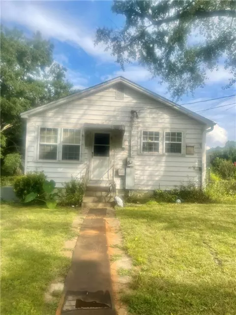 218 N Fishtrap Rd, Easley, SC 29640 photo 1