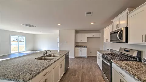 141 Bailing Dr, Easley, SC 29640 photo 9