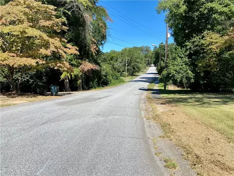 111 Shirmadon Dr, Honea Path, SC 29654 photo 24
