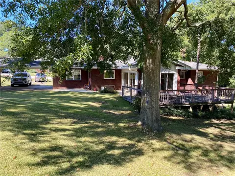 111 Shirmadon Dr, Honea Path, SC 29654 photo 4
