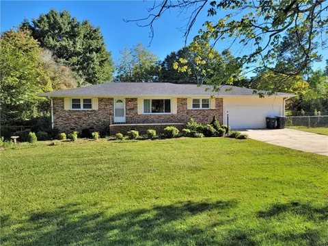 1208 Bolt Dr, Anderson, SC 29621 photo 1