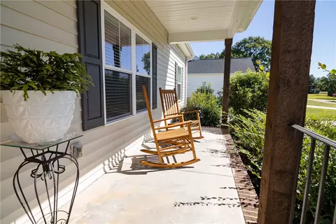 415 Addison Cir, Pelzer, SC 29669 photo 5