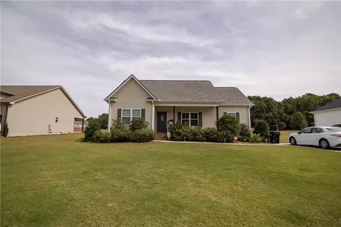 415 Addison Cir, Pelzer, SC 29669 photo 3