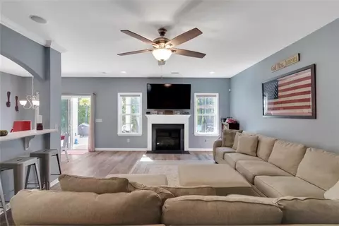 334 Avendell Dr, Easley, SC 29642 photo 8